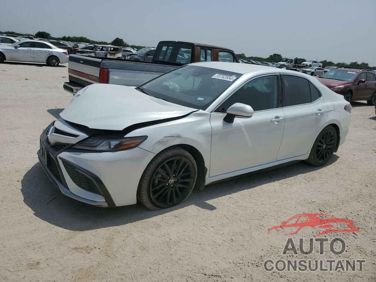 TOYOTA CAMRY 2022 - 4T1K61AK8NU030176