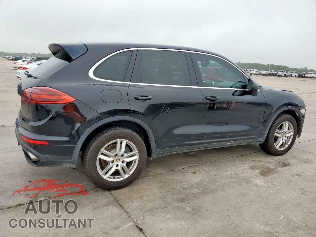 PORSCHE CAYENNE 2016 - WP1AA2A26GKA13863