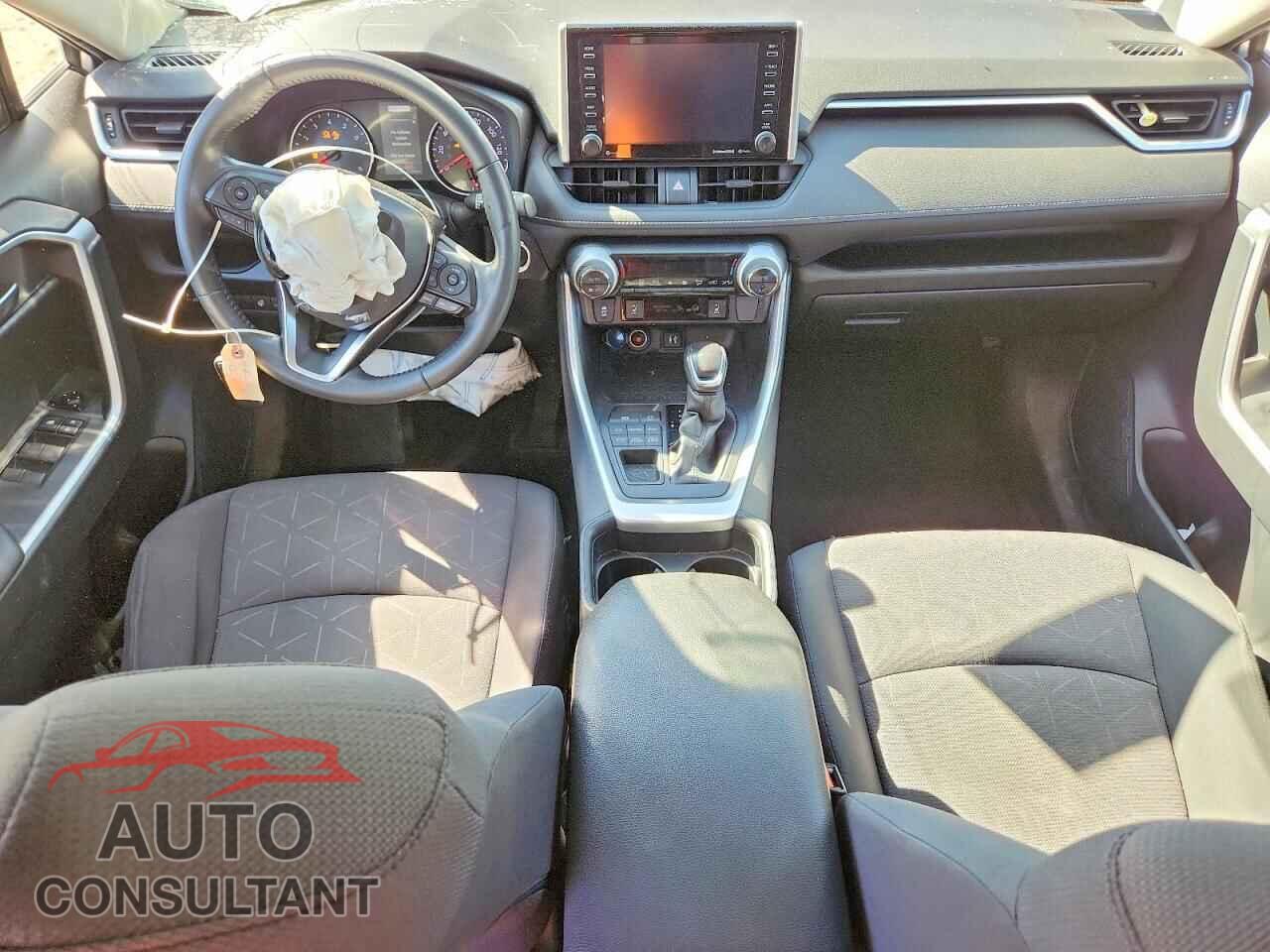 TOYOTA RAV4 2019 - JTMP1RFV4KD512052