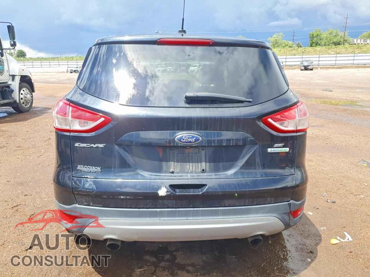FORD ESCAPE 2015 - 1FMCU0GX4FUB82819