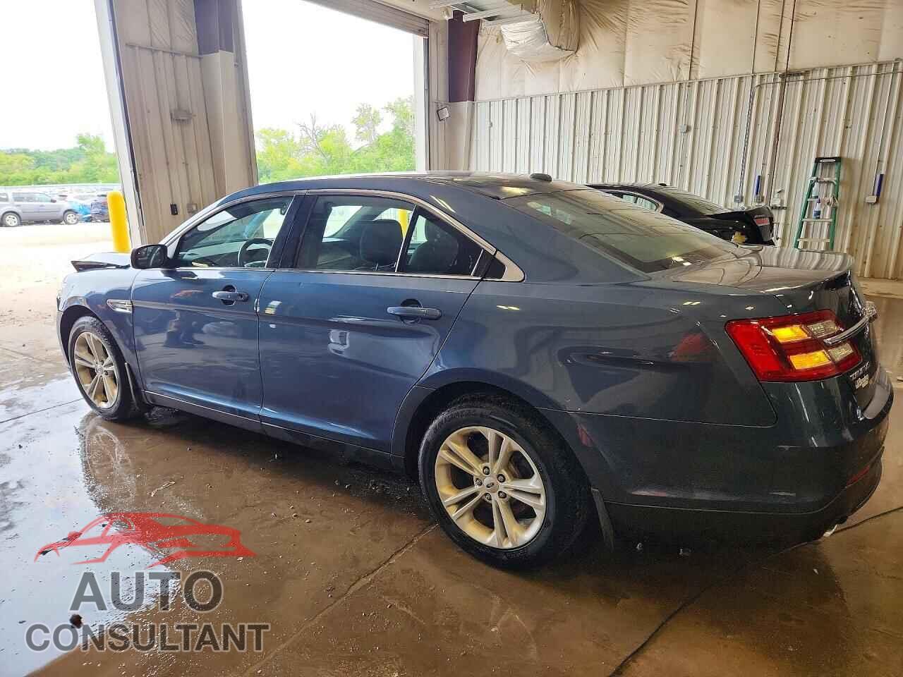 FORD TAURUS 2018 - 1FAHP2E85JG124949