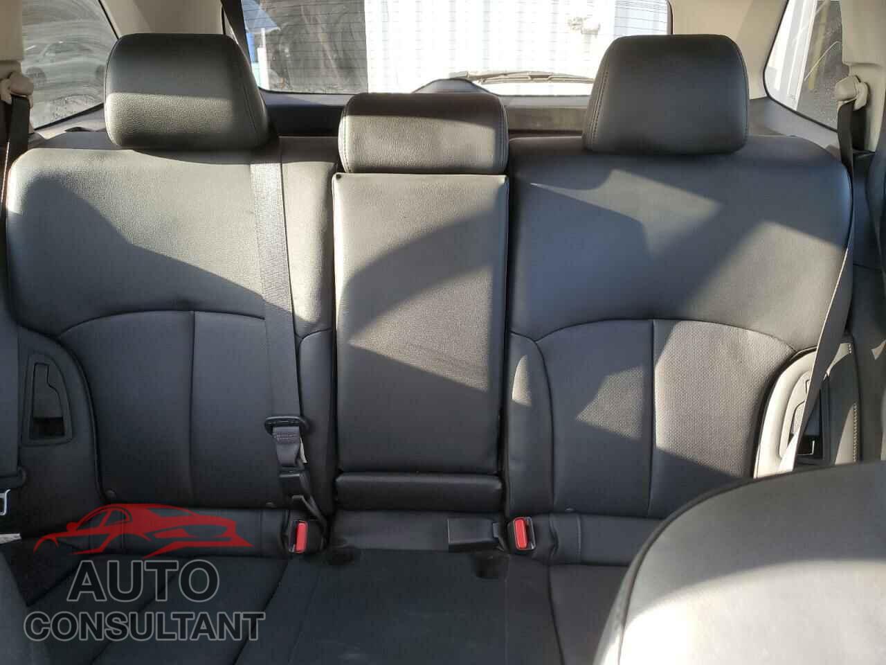 SUBARU OUTBACK 2014 - 4S4BRCLC3E3232941