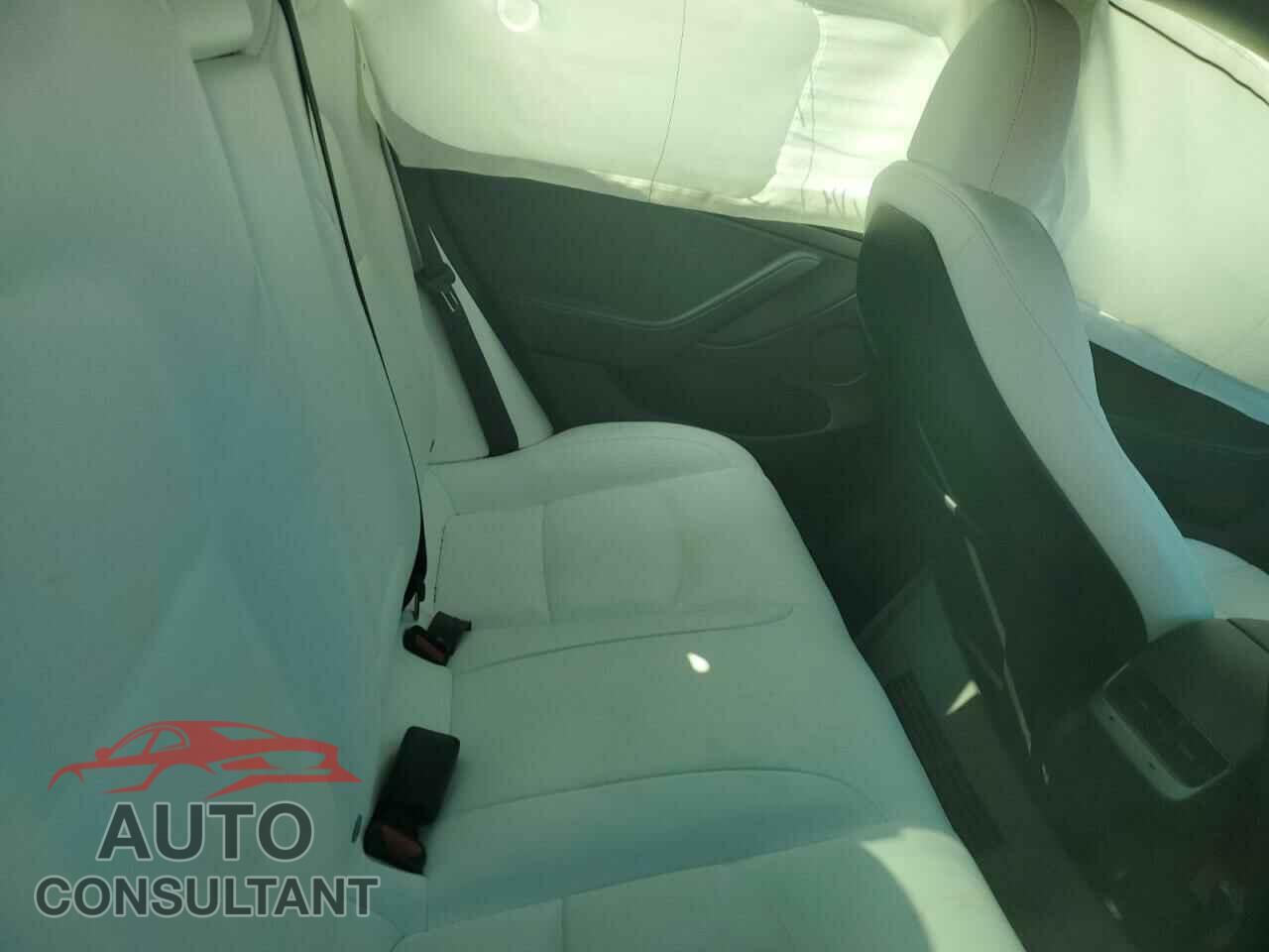 TESLA MODEL 3 2023 - 5YJ3E1EB3PF632937