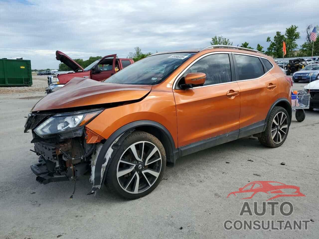 NISSAN ROGUE 2017 - JN1BJ1CR2HW114728