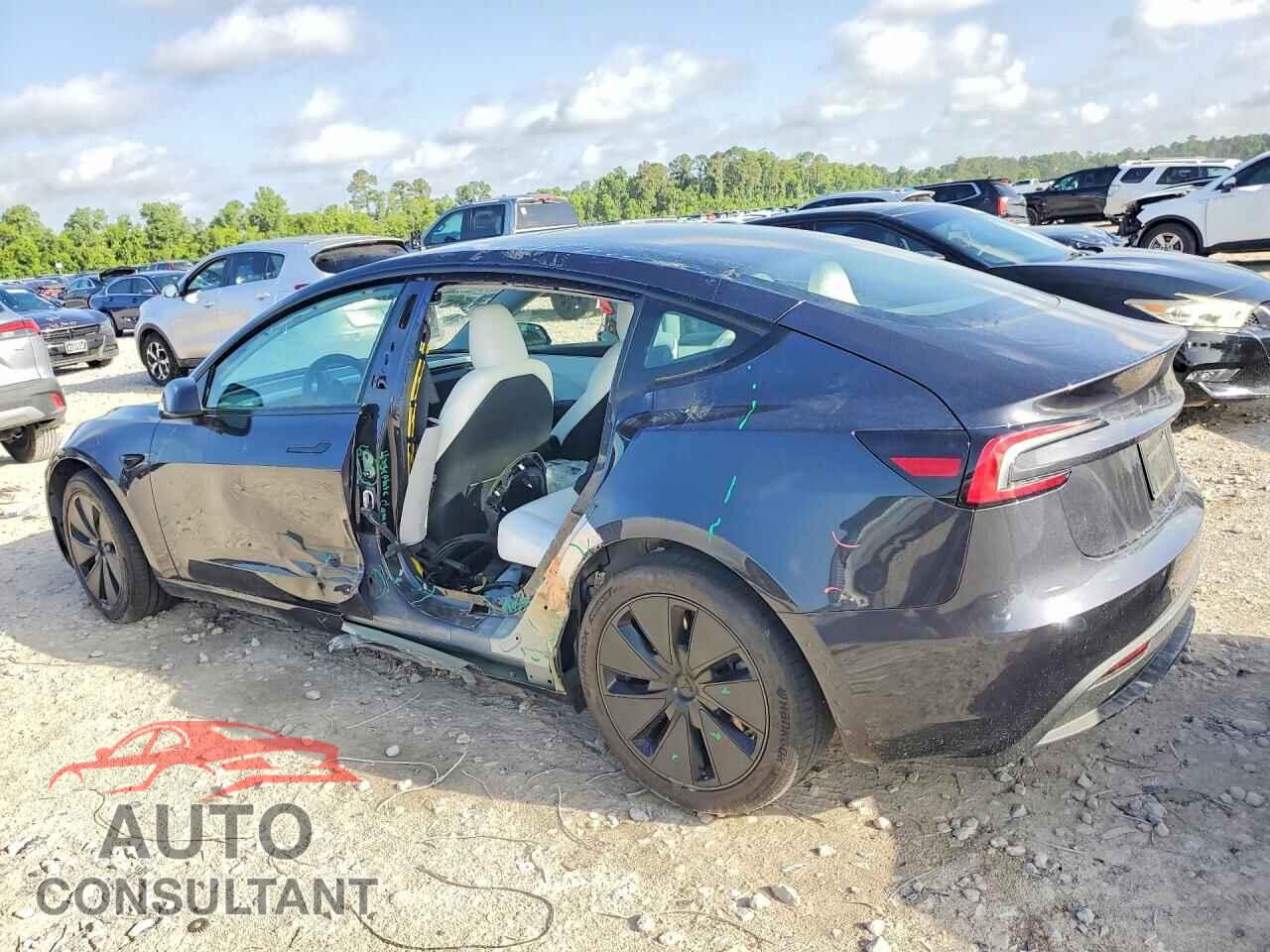TESLA MODEL 3 2024 - 5YJ3E1EB9RF806576