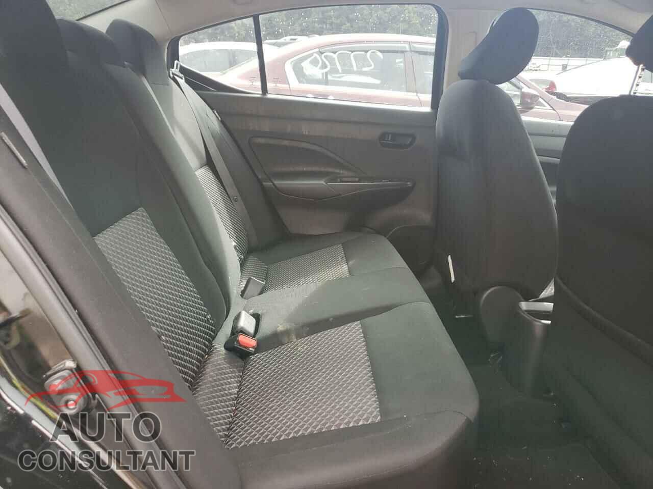 NISSAN VERSA 2021 - 3N1CN8DV8ML857519