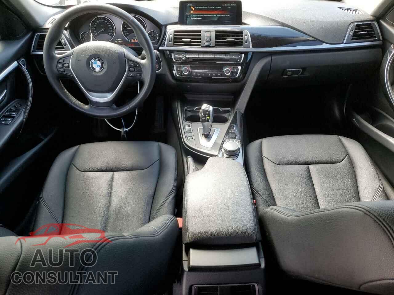 BMW 3 SERIES 2017 - WBA8A3C37HK692276