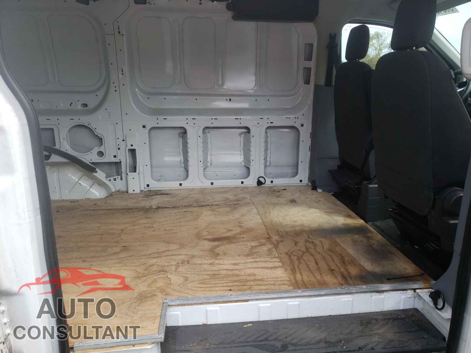 FORD TRANSIT CO 2017 - 1FTYR1ZMXHKA20180