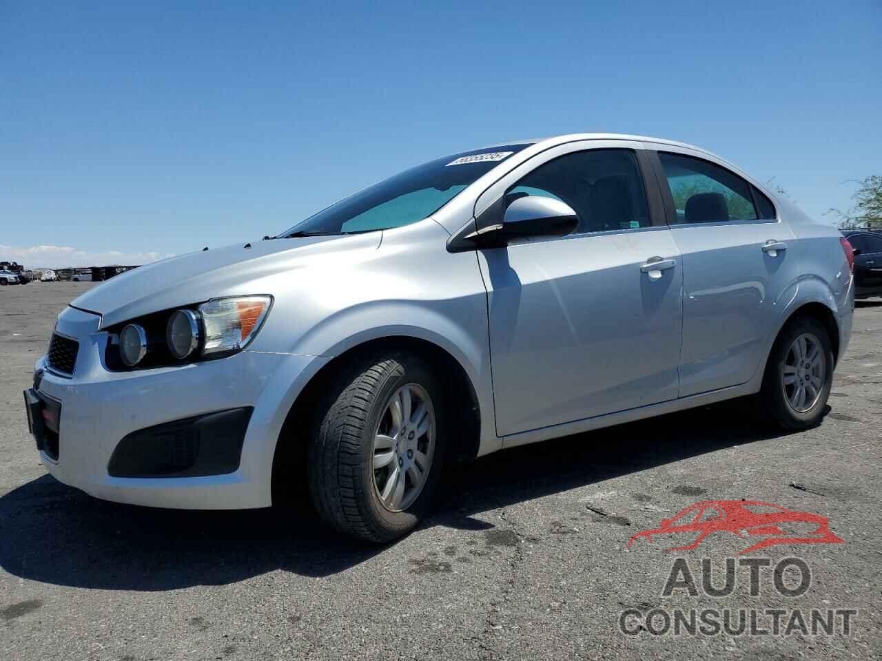 CHEVROLET SONIC 2014 - 1G1JC5SH4E4107749
