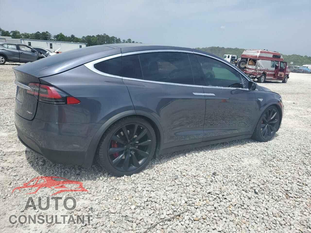 TESLA MODEL X 2016 - 5YJXCBE46GF003784