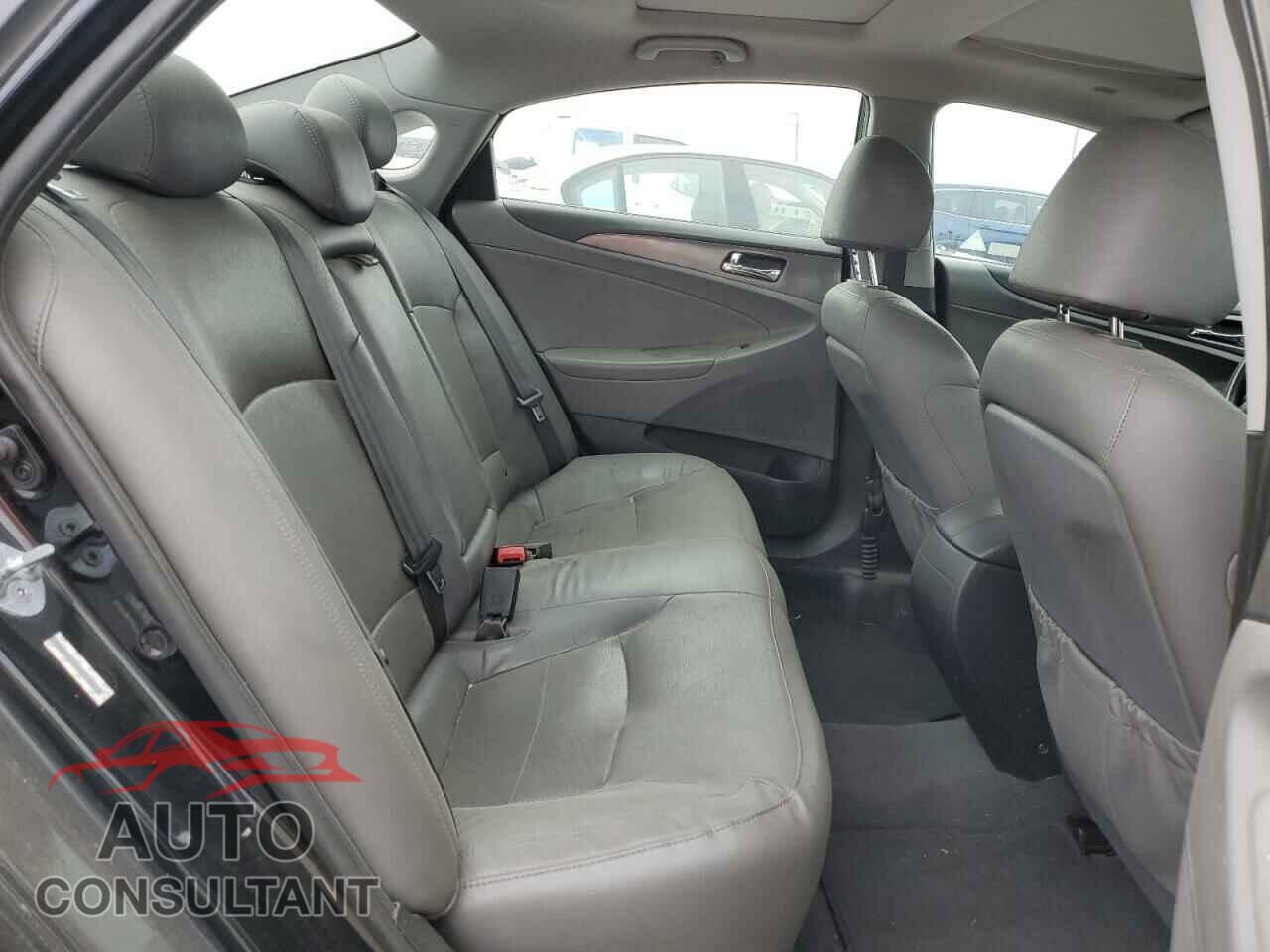 HYUNDAI SONATA 2014 - KMHEC4A4XEA111190