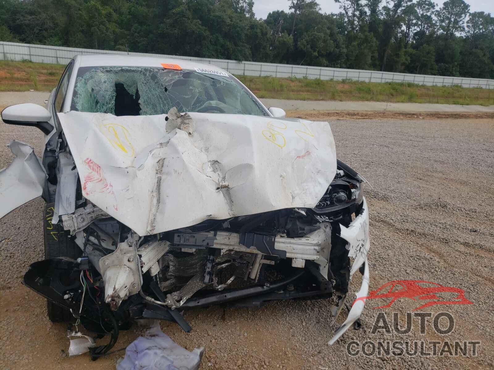 FORD FUSION 2018 - 3FA6P0H74JR156766