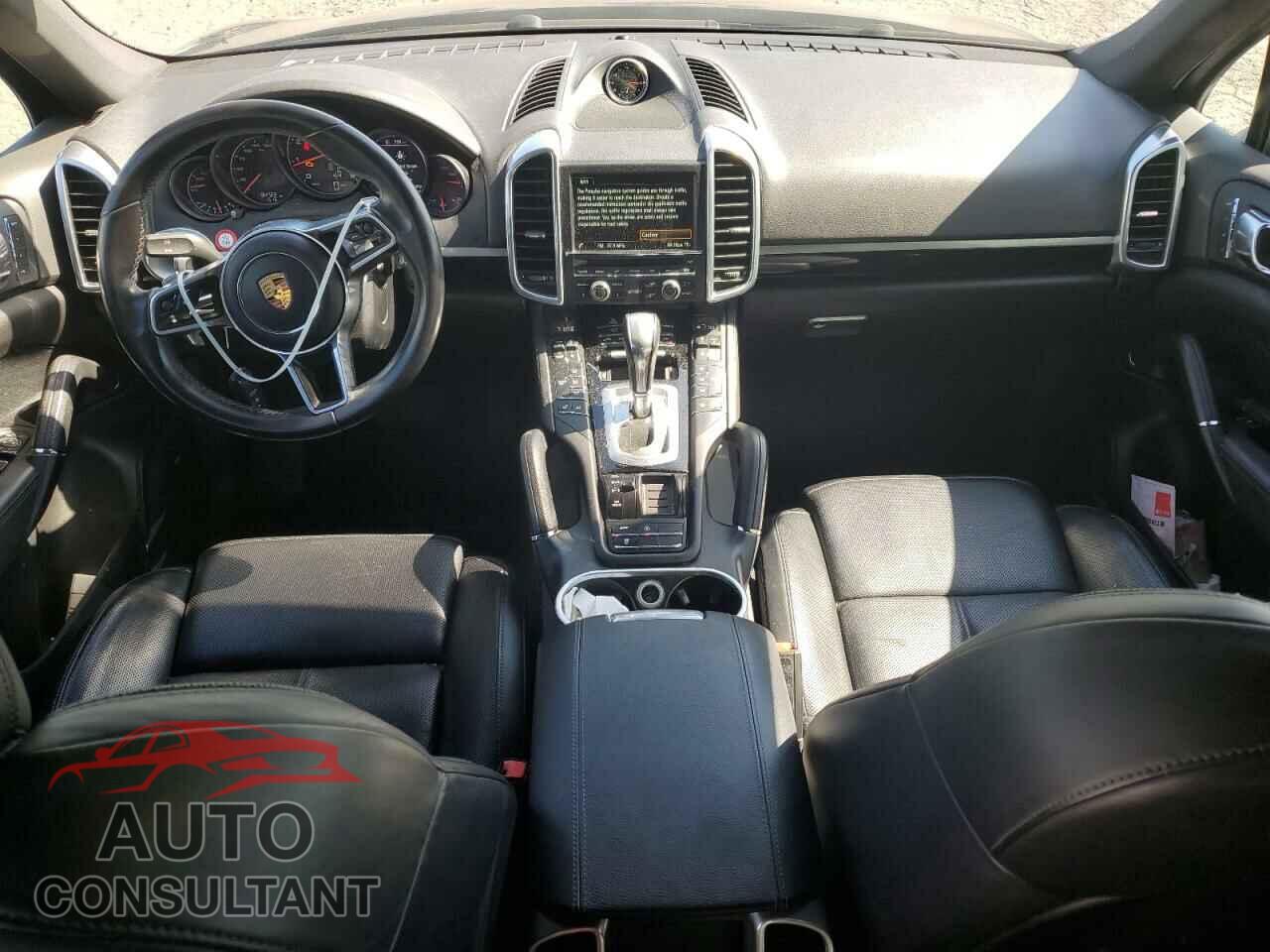 PORSCHE CAYENNE 2016 - WP1AA2A20GKA10876