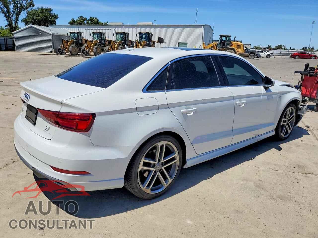 AUDI A3 2017 - WAUGUGFF9H1030933