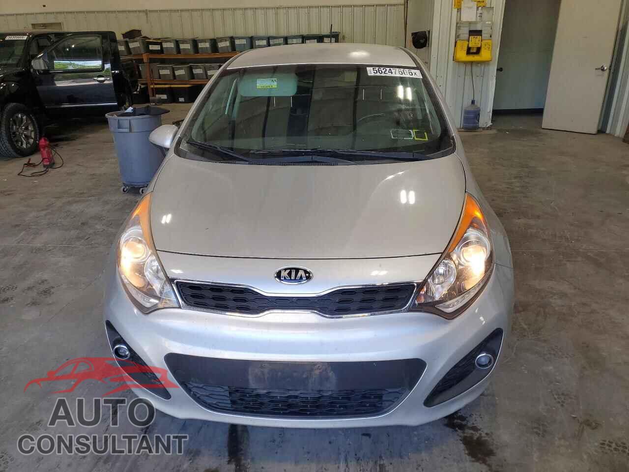 KIA RIO 2015 - KNADN5A32F6459591