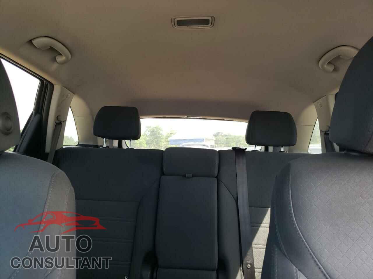 KIA SORENTO 2019 - 5XYPG4A36KG565294