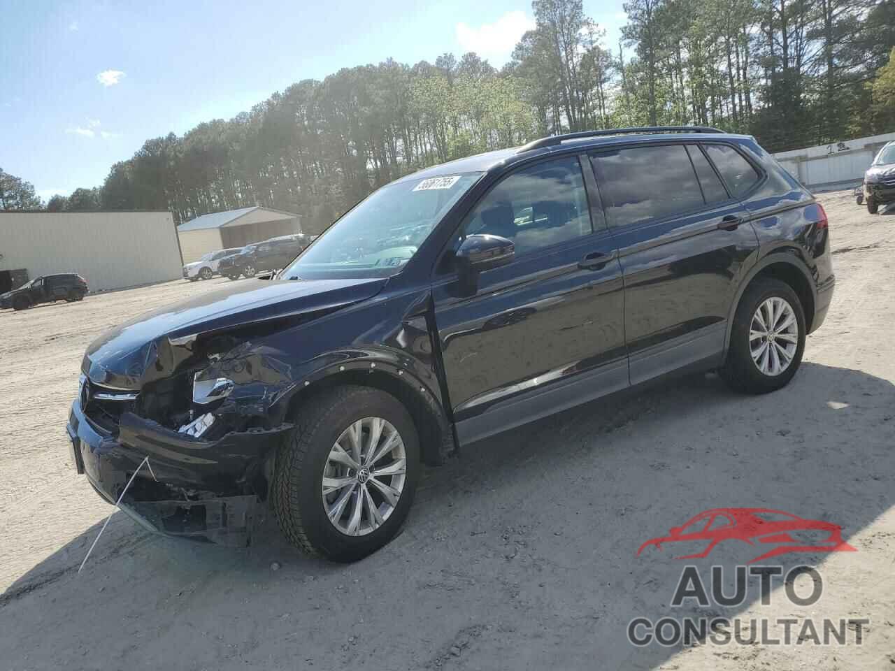 VOLKSWAGEN TIGUAN 2019 - 3VV0B7AX0KM145474