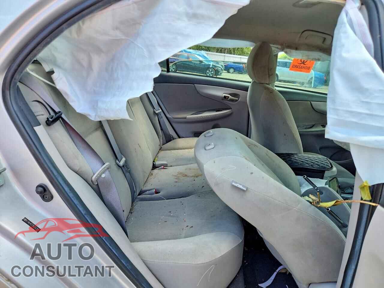 TOYOTA COROLLA 2011 - 2T1BU4EE2BC552309