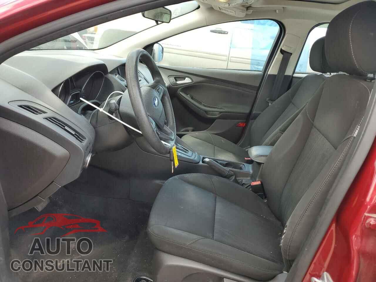 FORD FOCUS 2016 - 1FADP3F22GL355192