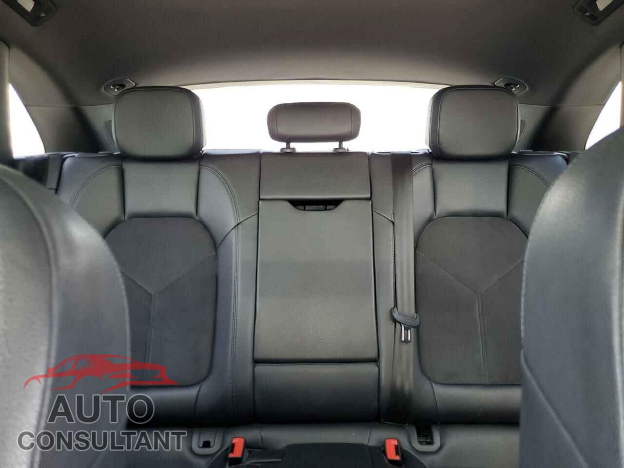 PORSCHE MACAN 2017 - WP1AA2A59HLB82166