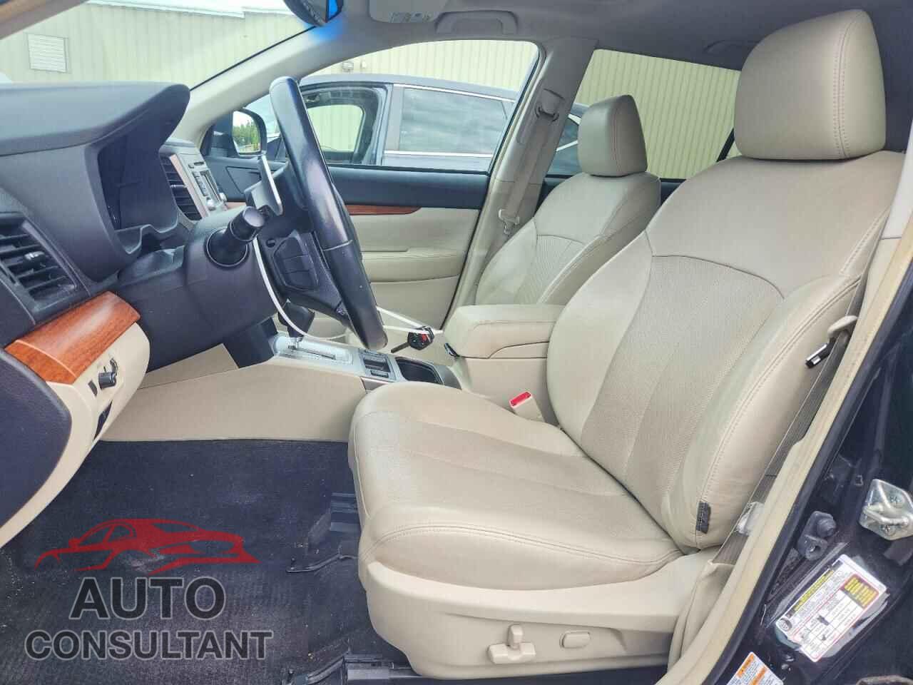 SUBARU OUTBACK 2014 - 4S4BRBLC8E3301889