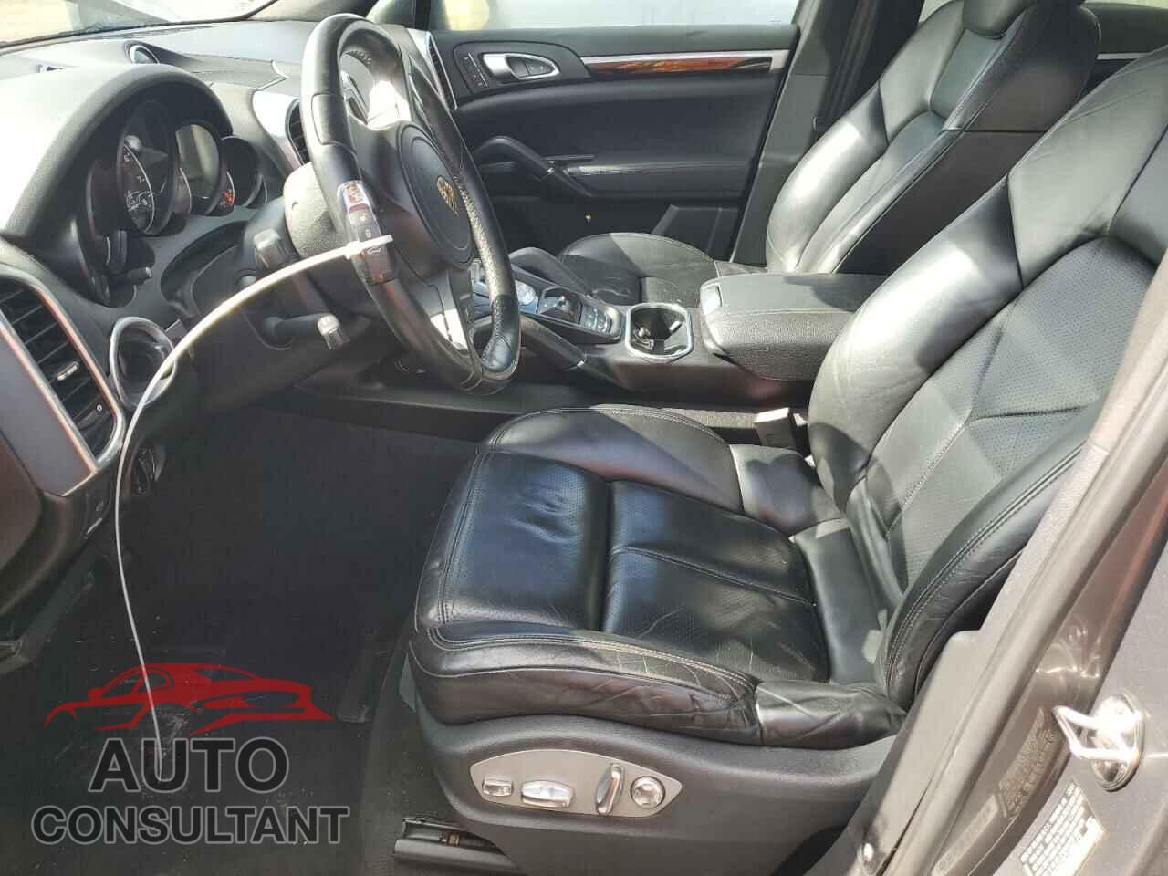 PORSCHE CAYENNE 2012 - WP1AA2A23CLA06115