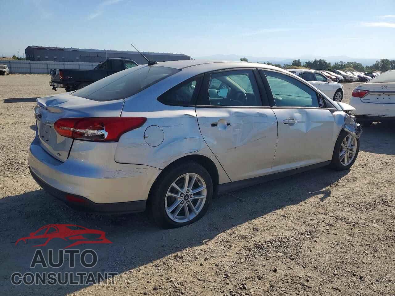 FORD FOCUS 2016 - 1FADP3F22GL322192