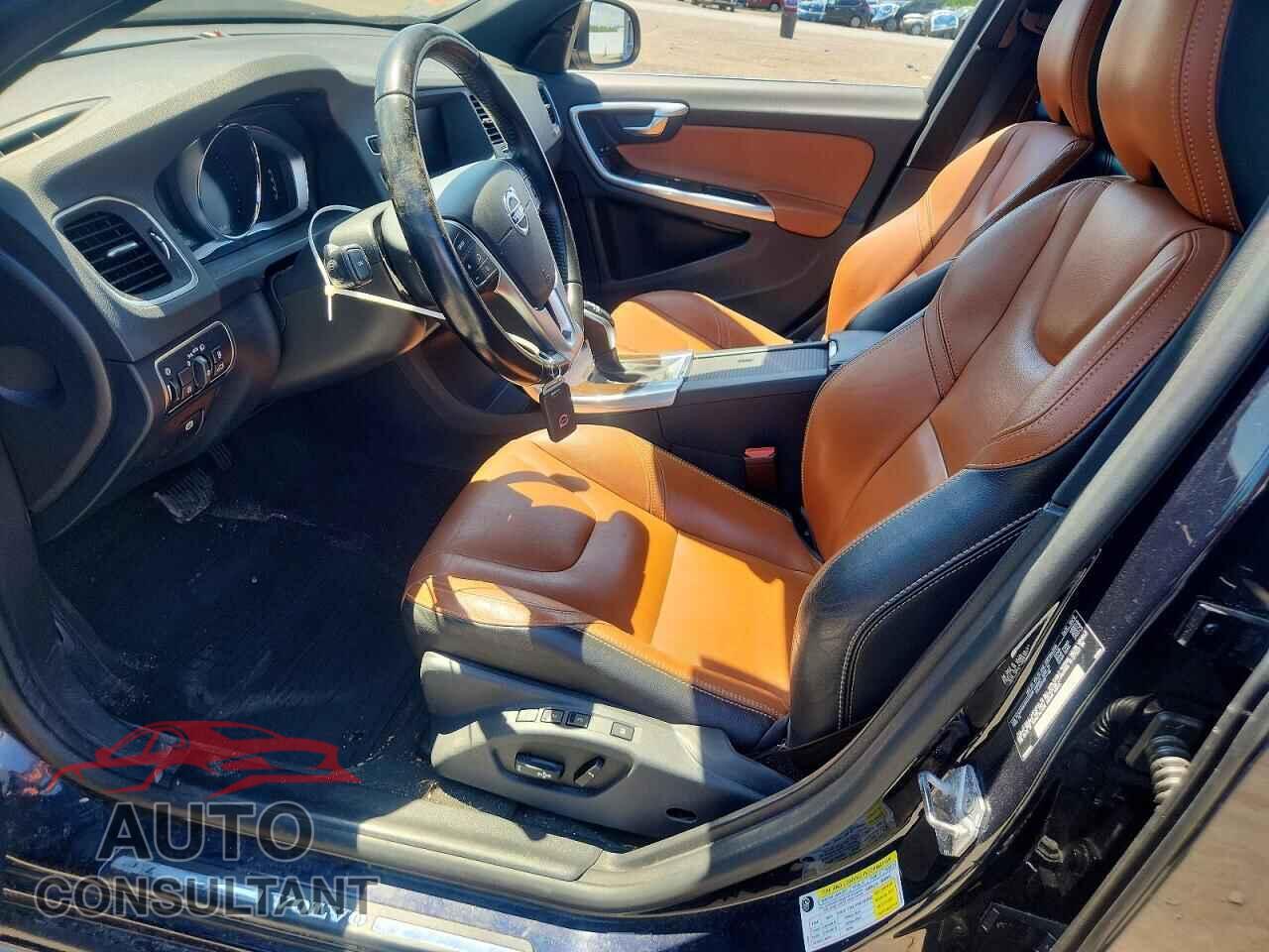 VOLVO V60 2017 - YV140MSK0H1372686