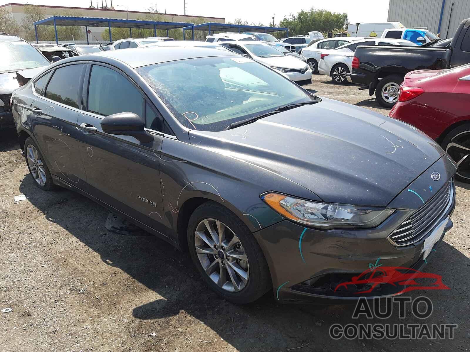FORD FUSION 2017 - 3FA6P0LU7HR355074