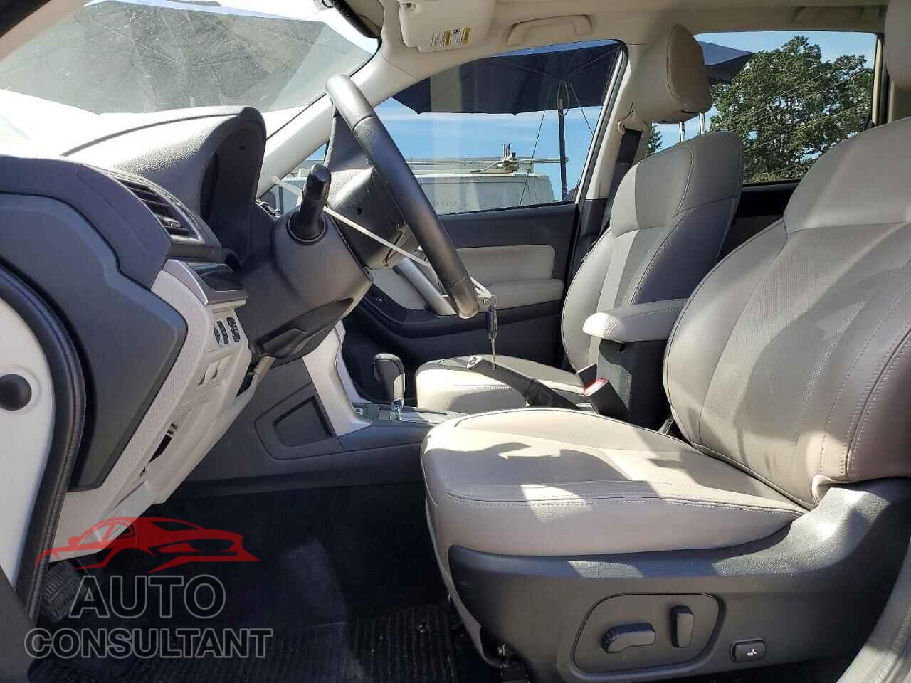 SUBARU FORESTER 2017 - JF2SJAJC8HH416543