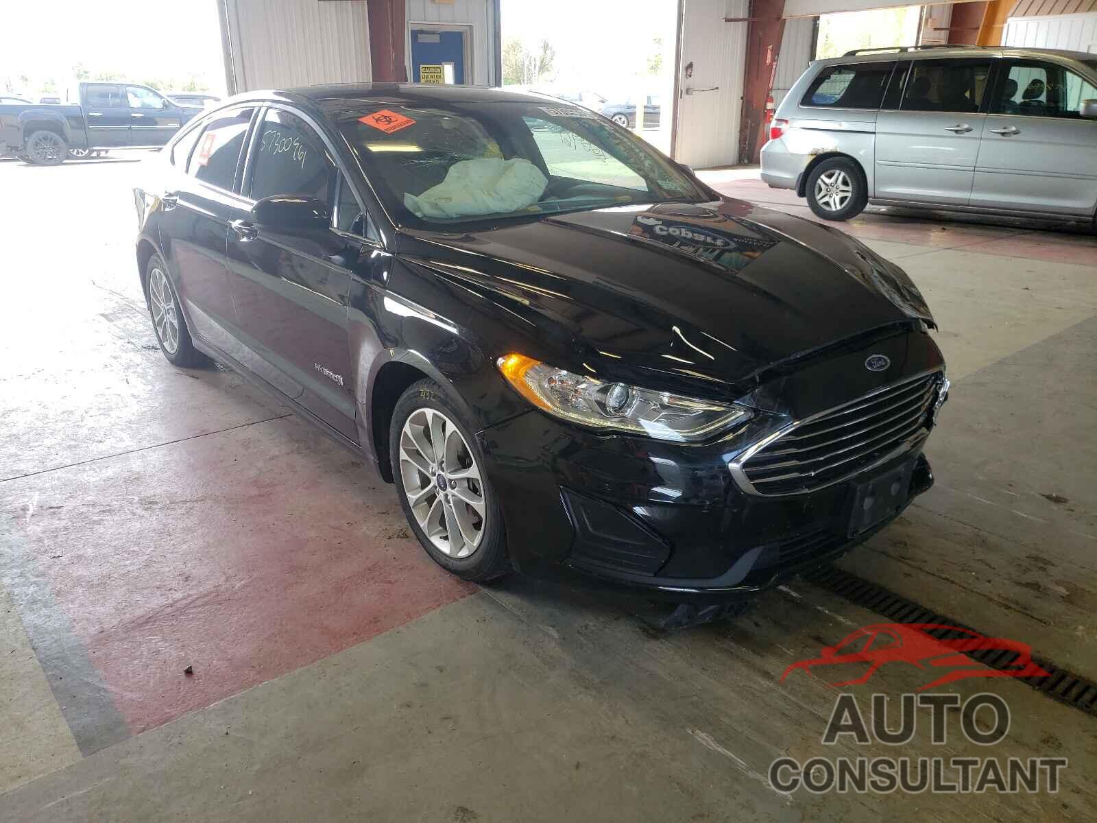 FORD FUSION 2019 - 3FA6P0LU7KR102764