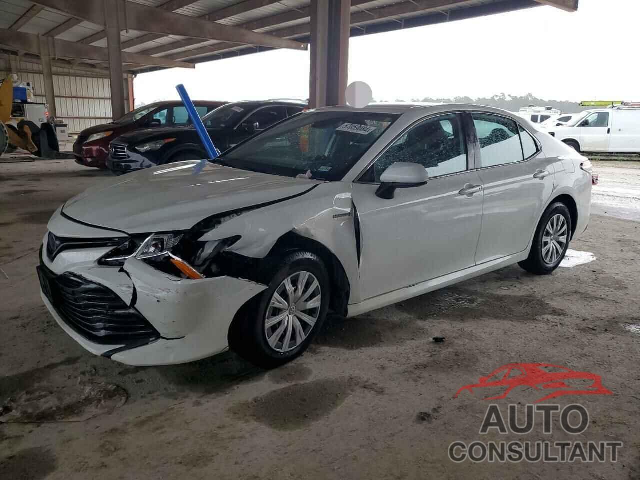 TOYOTA CAMRY 2020 - 4T1C31AK2LU528500