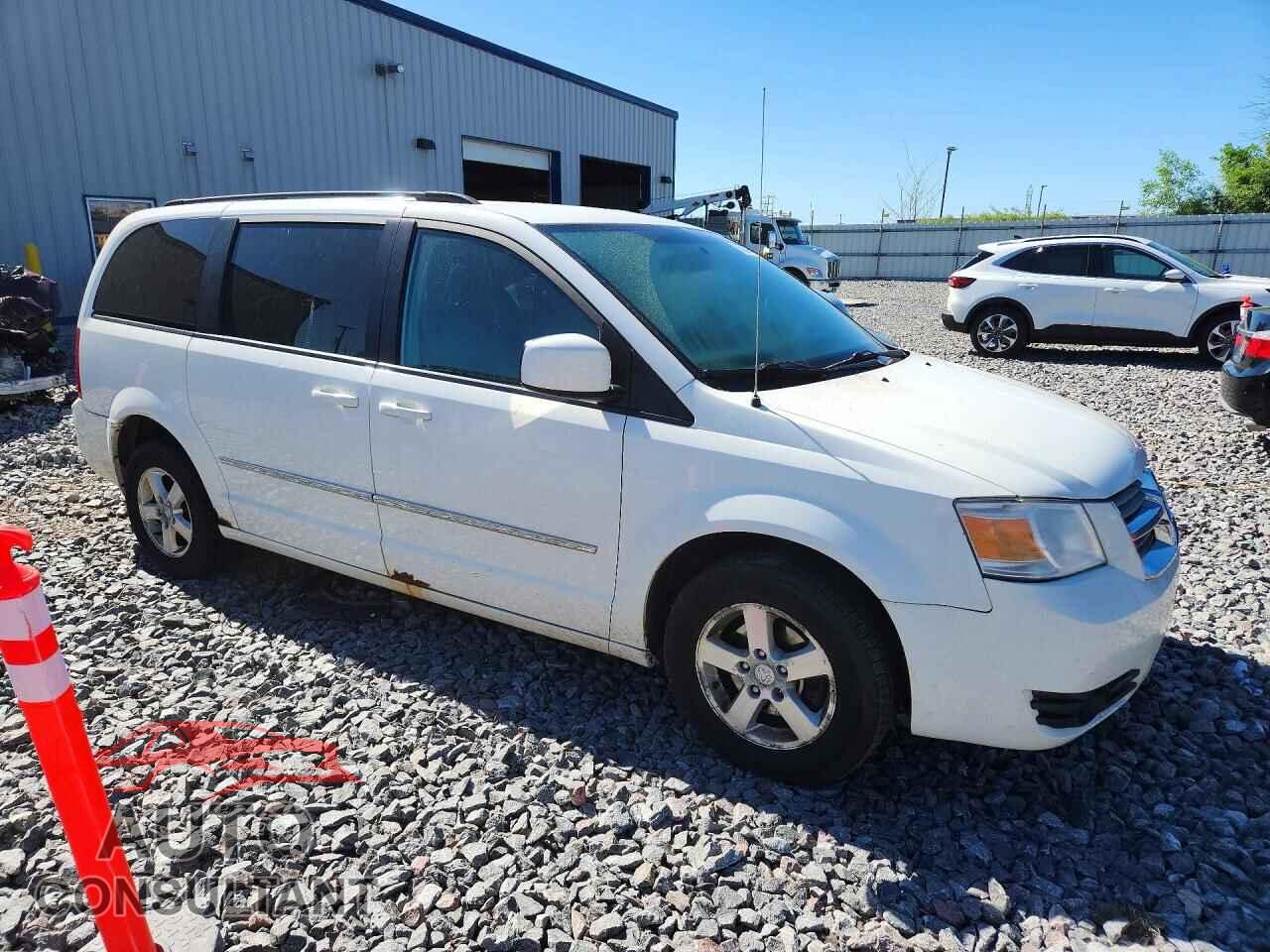 DODGE CARAVAN 2010 - 2D4RN5D10AR107679