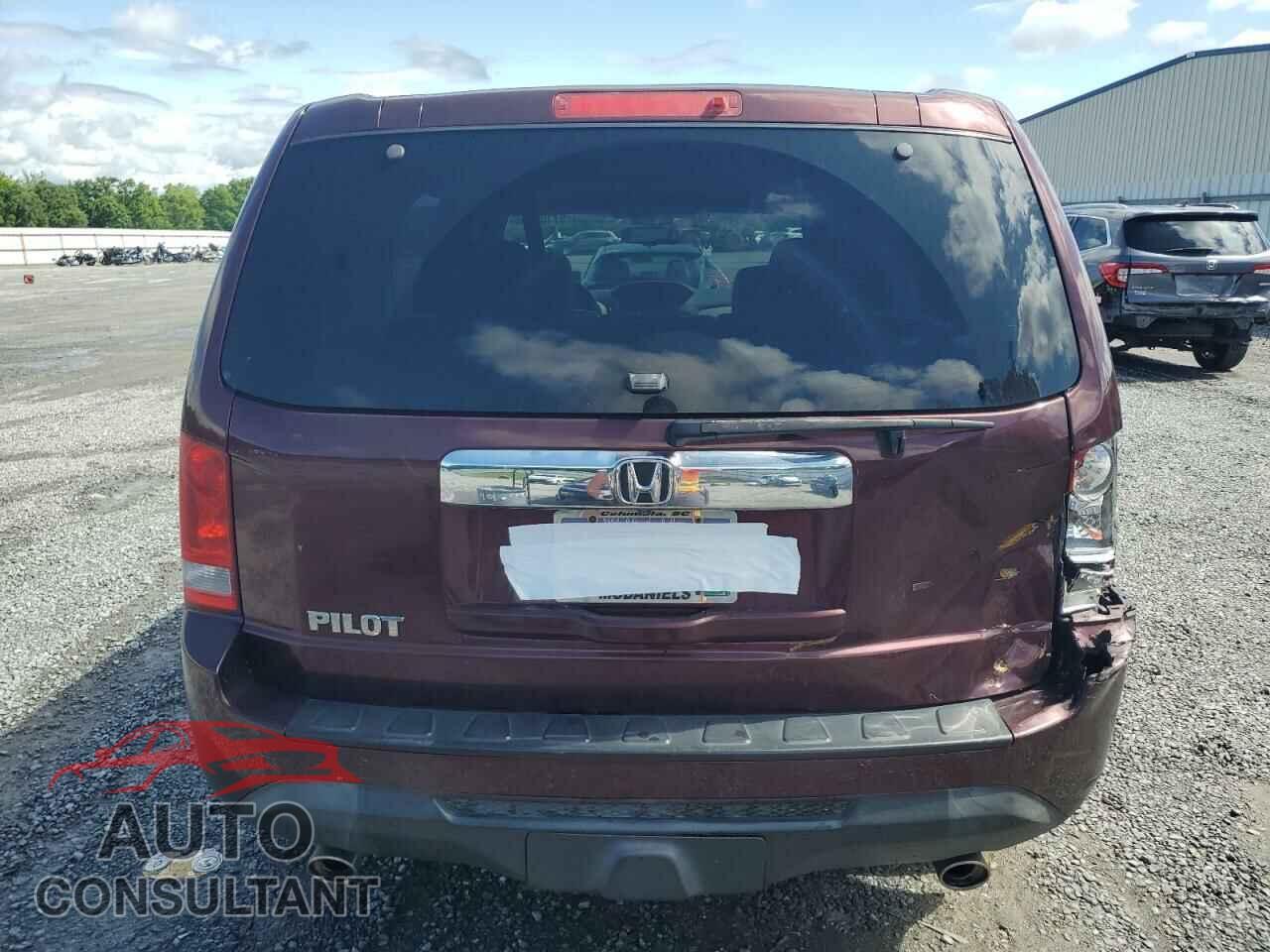 HONDA PILOT 2015 - 5FNYF3H54FB027005
