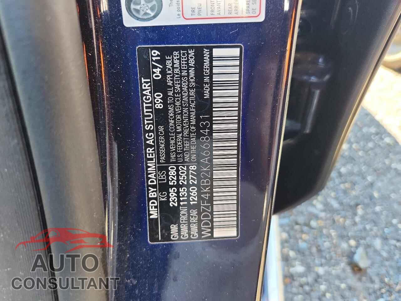 MERCEDES-BENZ E-CLASS 2019 - WDDZF4KB2KA668431