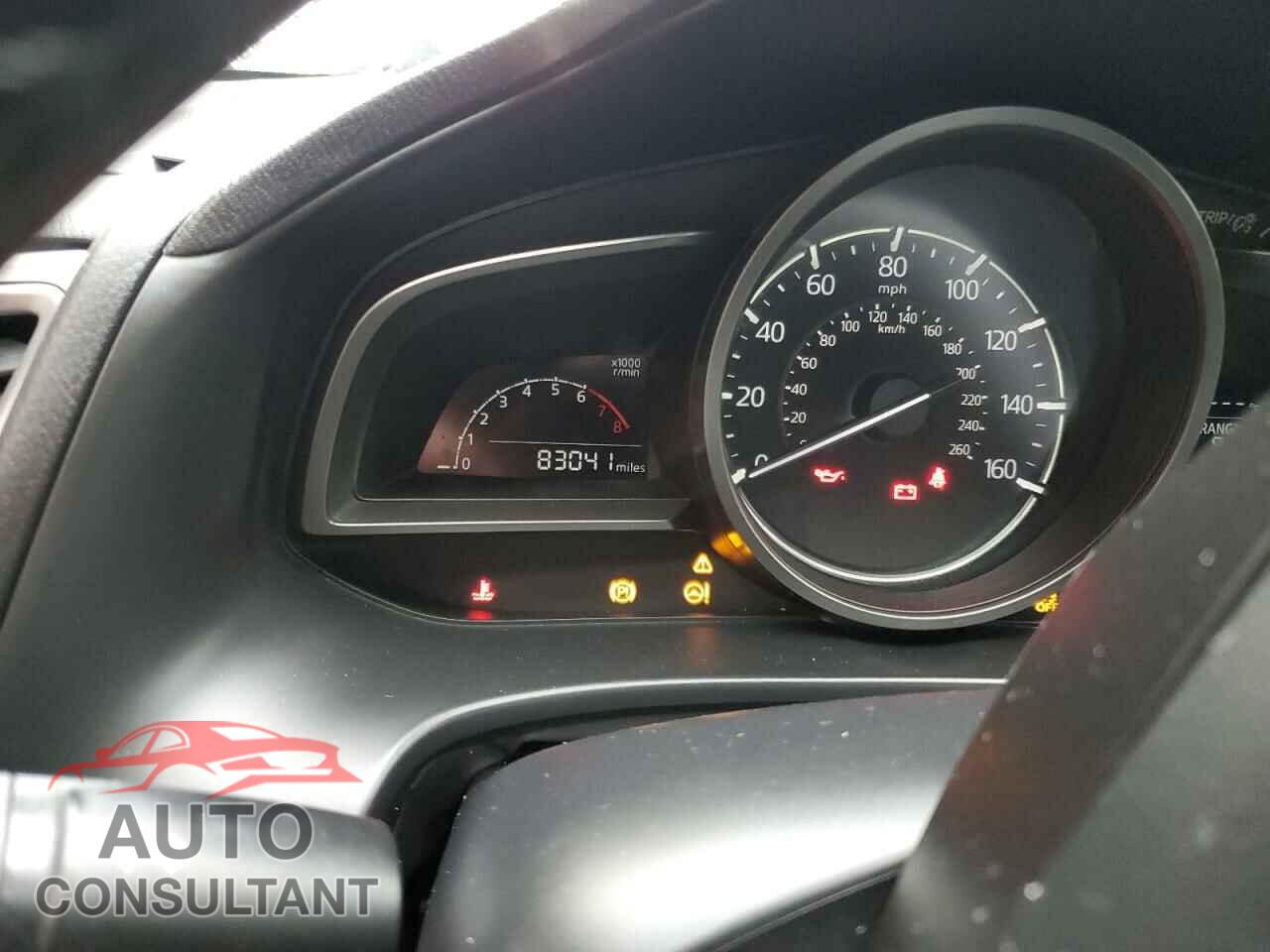 MAZDA 3 2018 - 3MZBN1V37JM263892