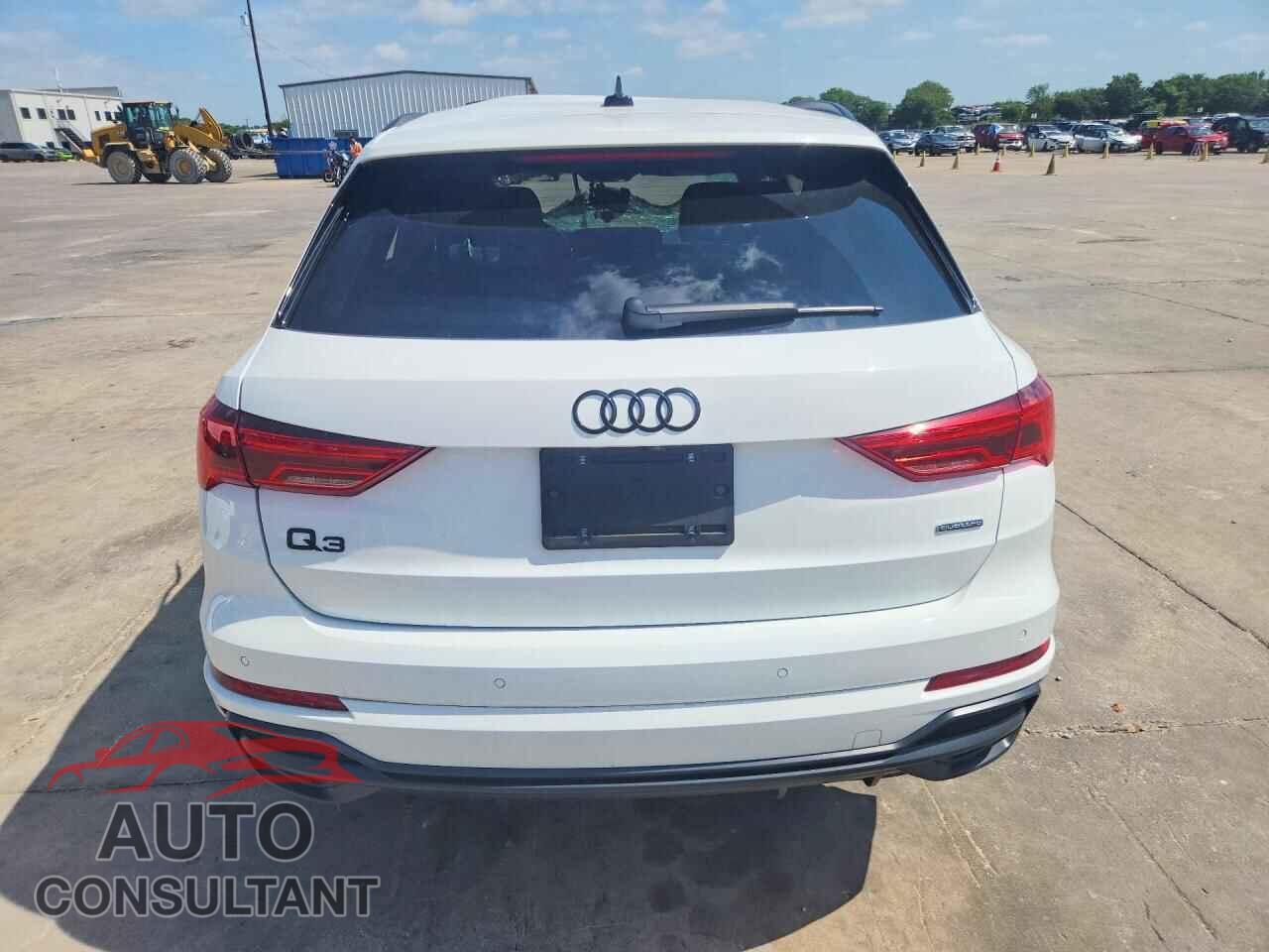 AUDI Q3 2021 - WA1EECF37M1069644