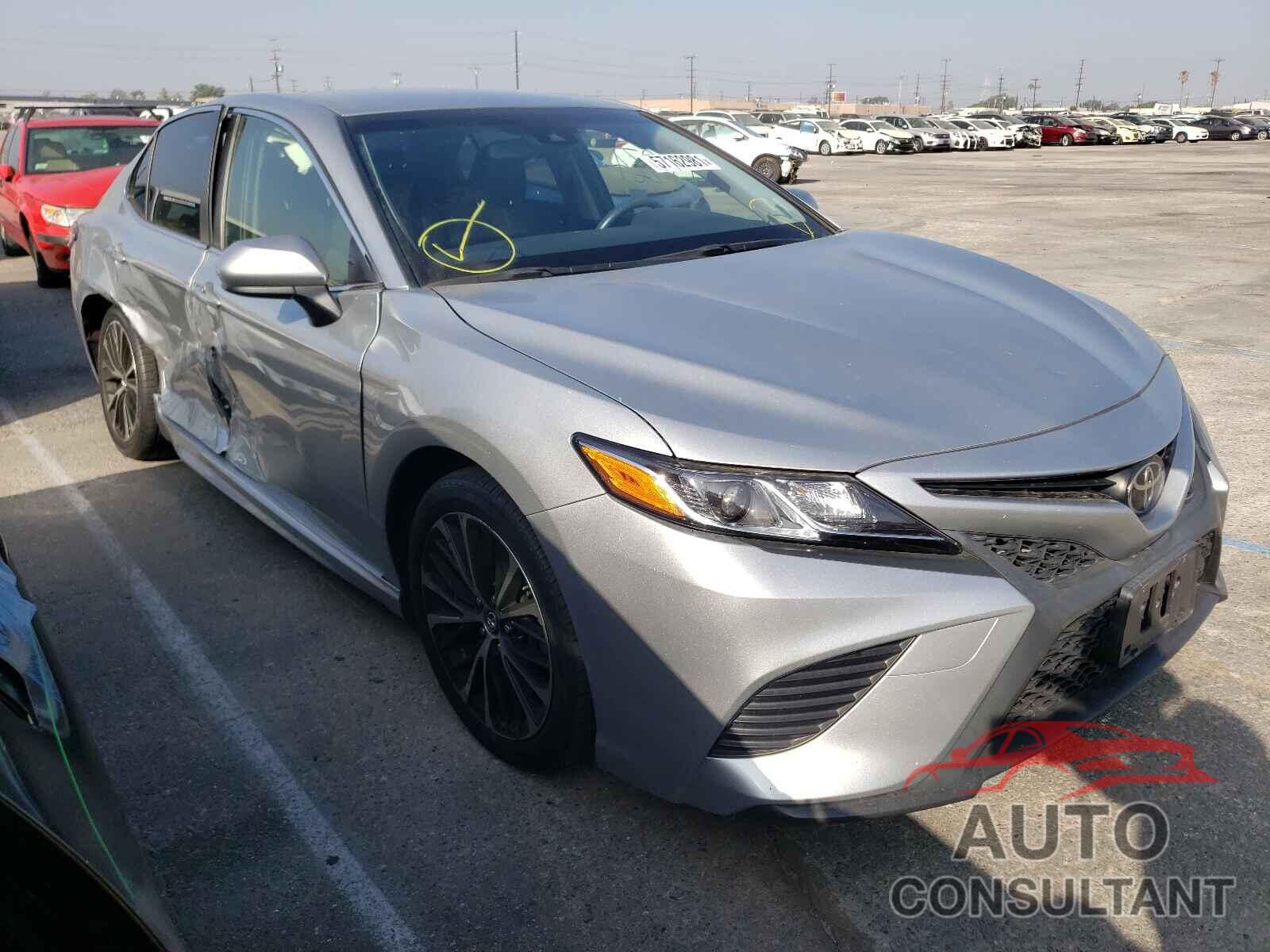 TOYOTA CAMRY 2018 - JTNB11HK3J3018473
