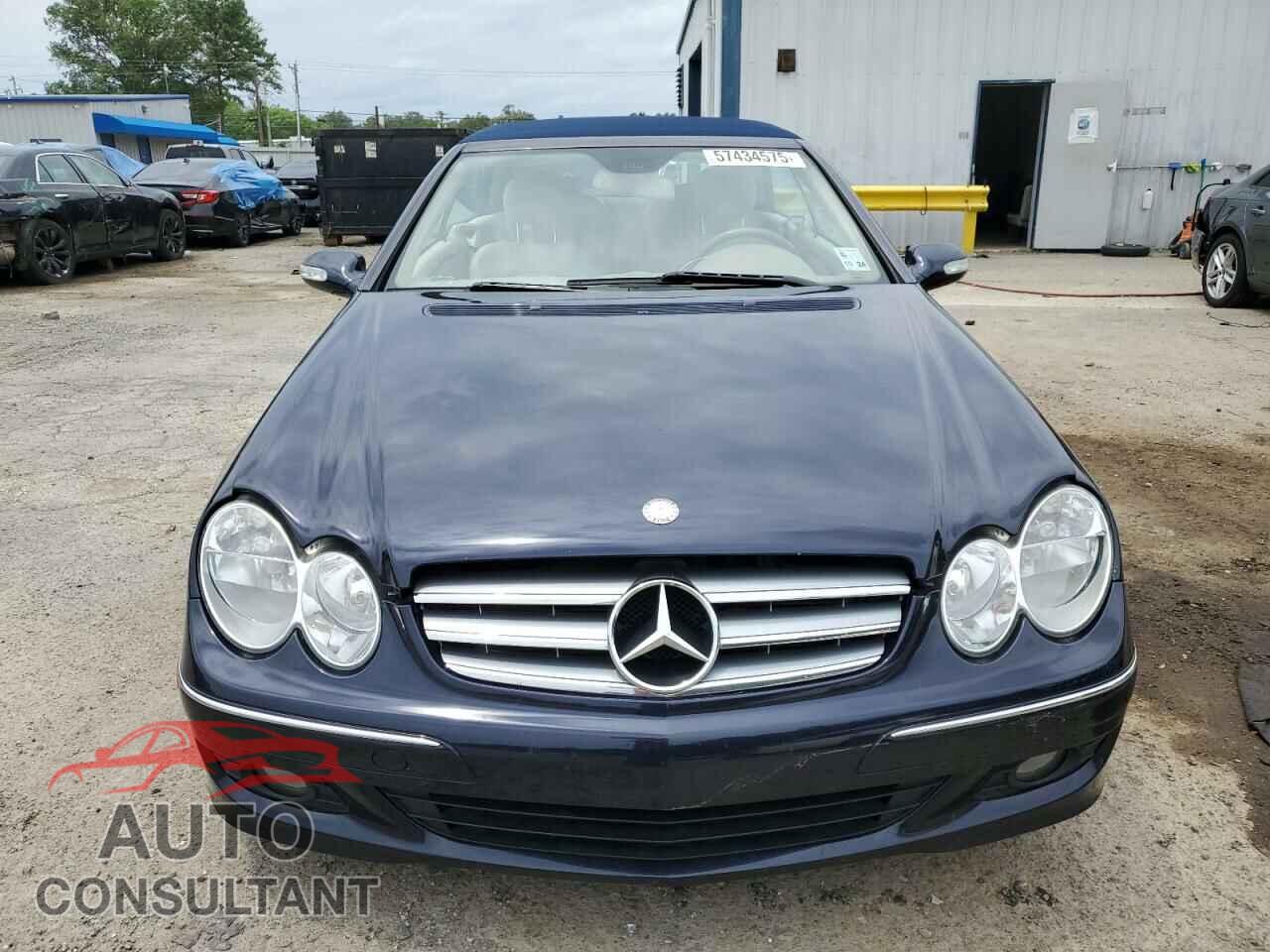 MERCEDES-BENZ CLK-CLASS 2009 - WDBTK56F59T103585