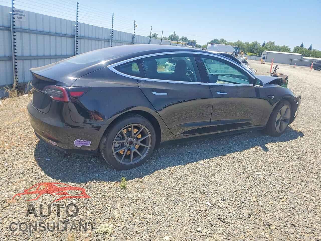 TESLA MODEL 3 2018 - 5YJ3E1EA8JF166064