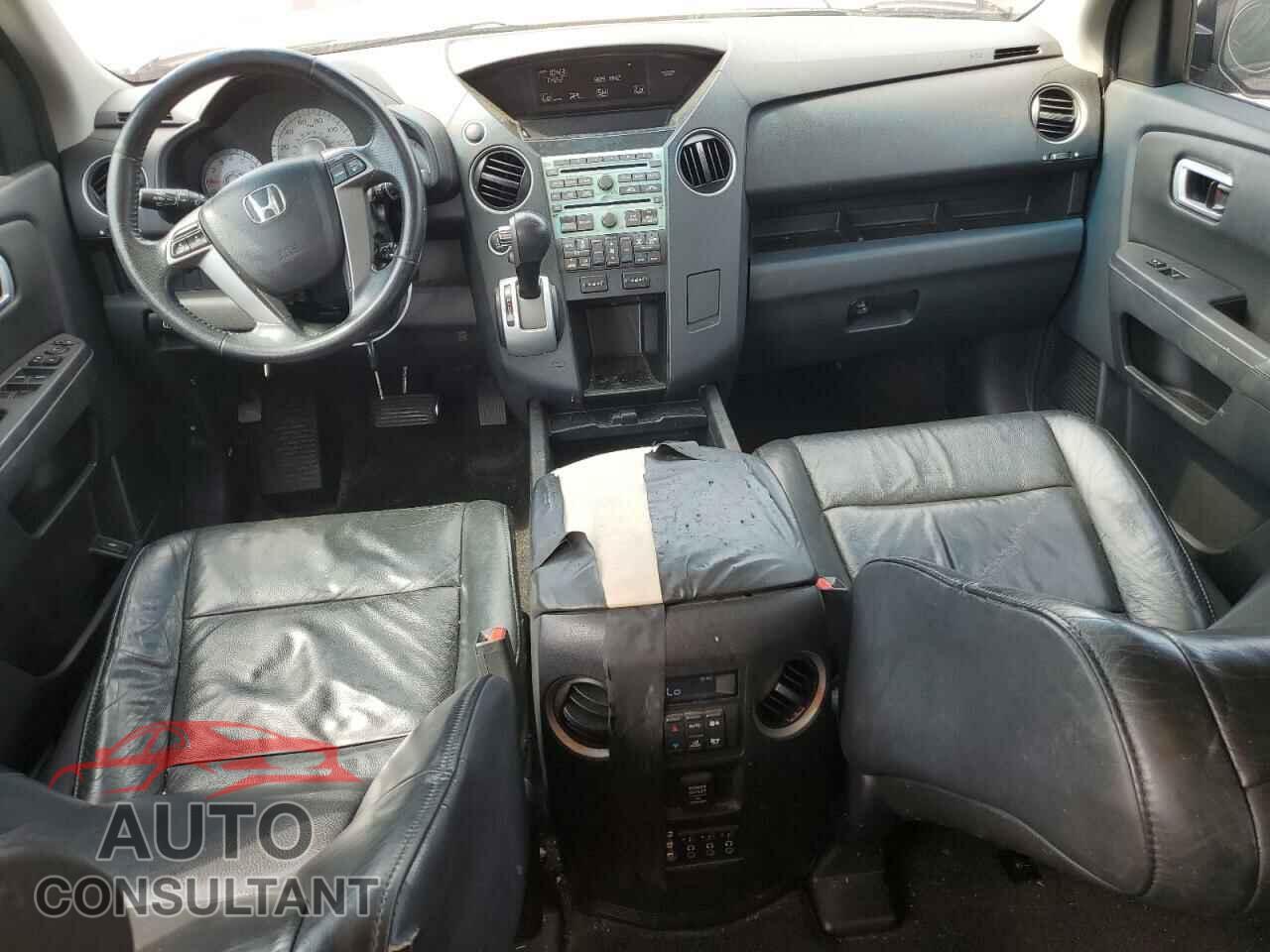 HONDA PILOT 2011 - 5FNYF4H63BB098043