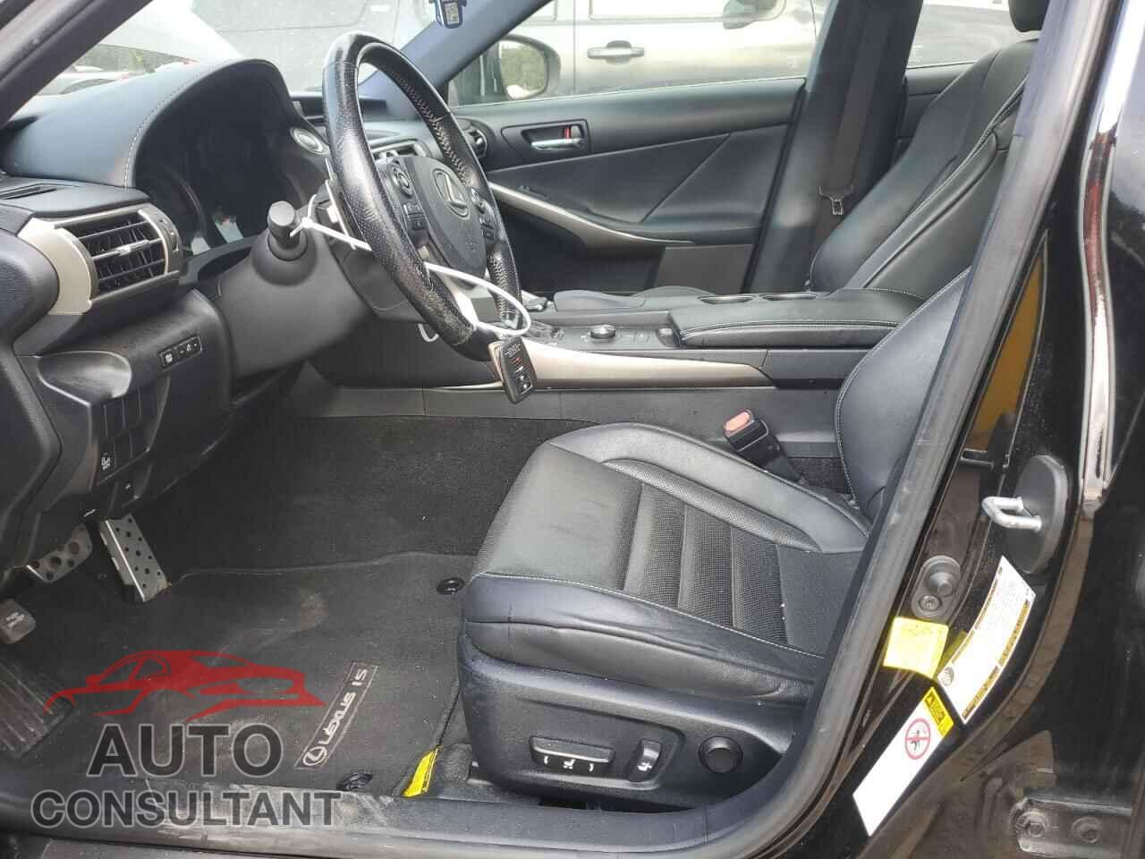 LEXUS IS 2016 - JTHBA1D25G5028041