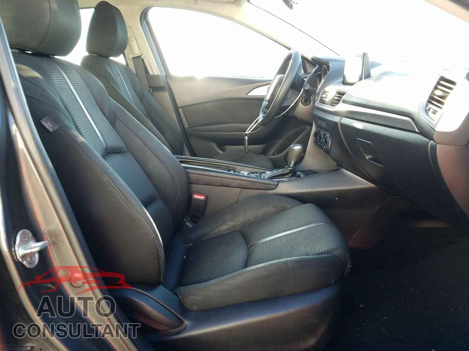 MAZDA 3 2017 - 3MZBN1U76HM100990