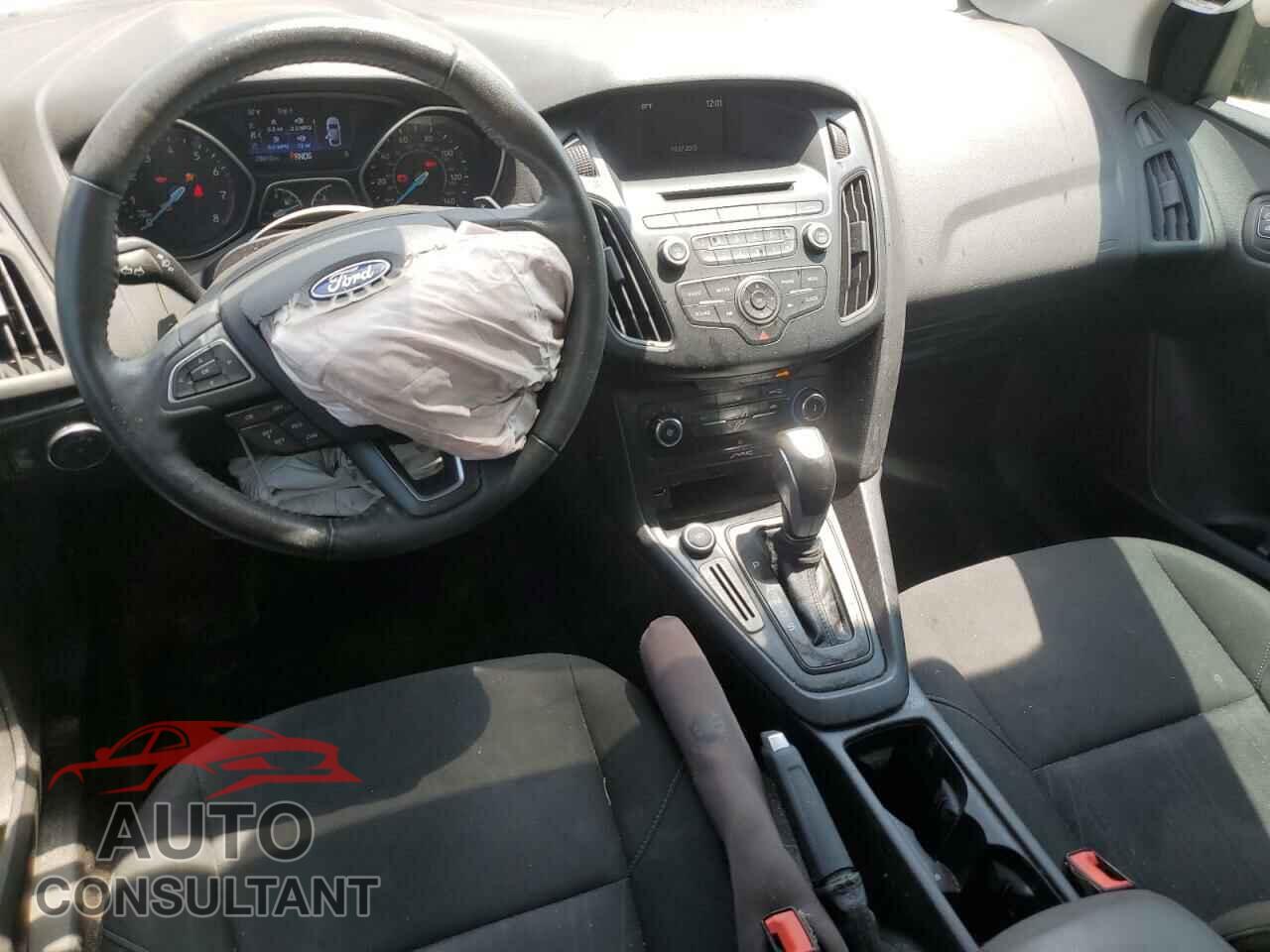 FORD FOCUS 2016 - 1FADP3F2XGL228769