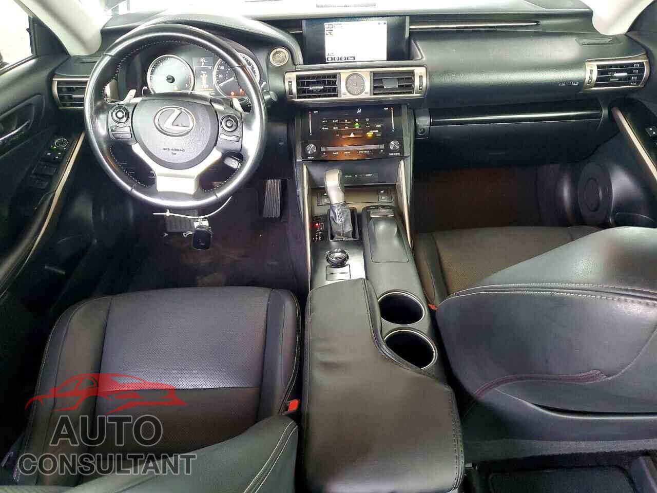 LEXUS IS 2014 - JTHBF1D28E5018828