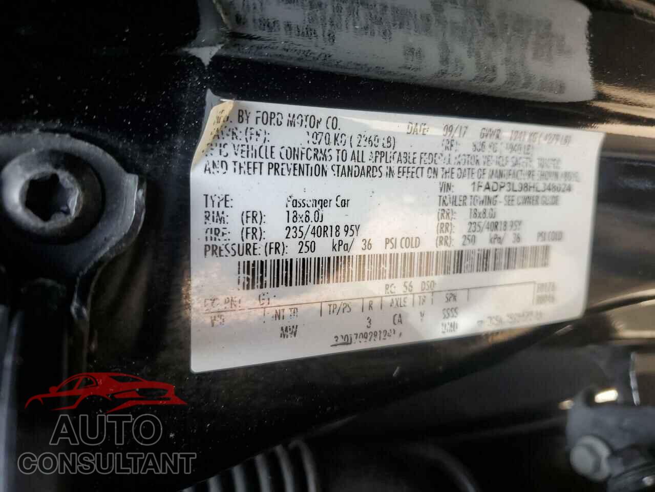 FORD FOCUS 2017 - 1FADP3L98HL348024