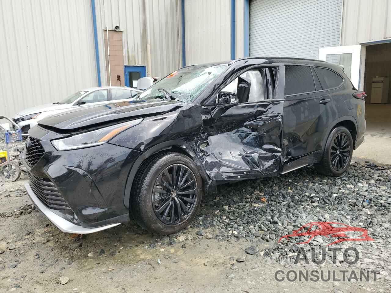 TOYOTA HIGHLANDER 2024 - 5TDKDRAH5RS536524
