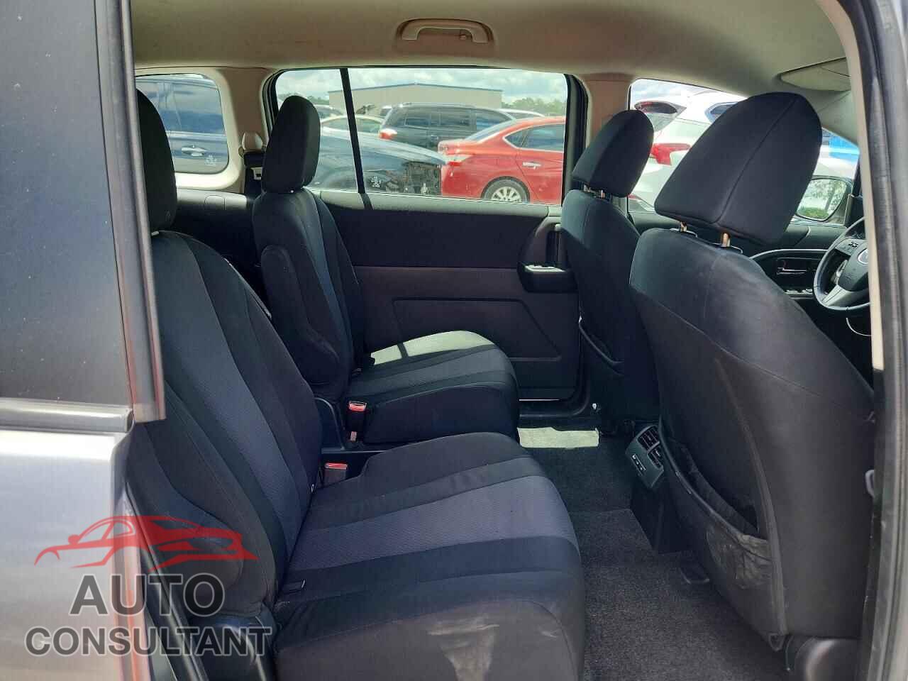 MAZDA 5 2014 - JM1CW2CL4E0167921