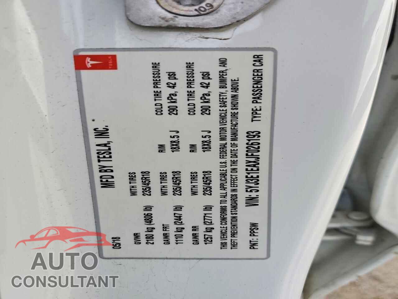 TESLA MODEL 3 2018 - 5YJ3E1EAXJF026193