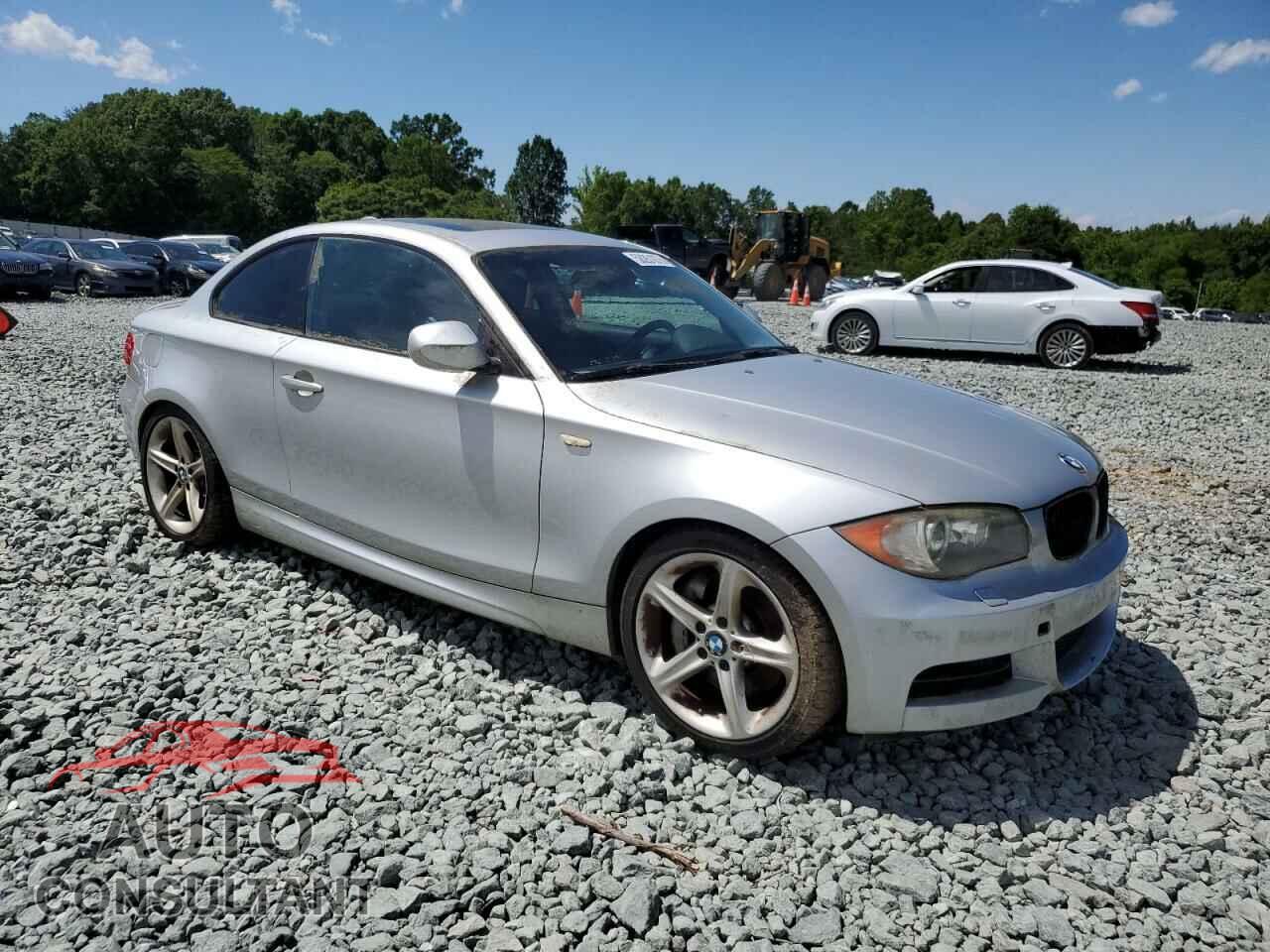 BMW 1 SERIES 2011 - WBAUC9C52BVM08927